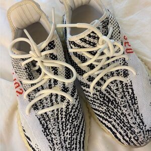 Yeezy Mens Sneaker